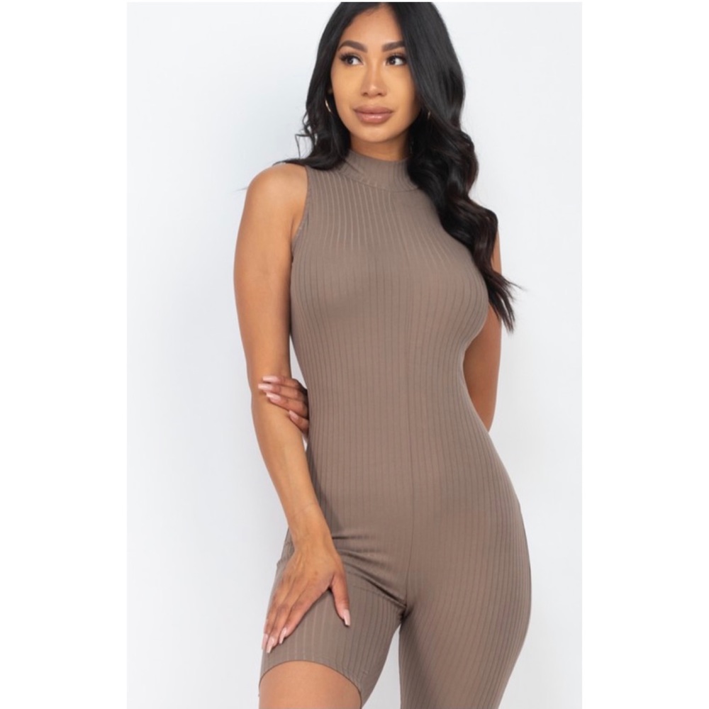 Pull Up on Me Ribbed Romper